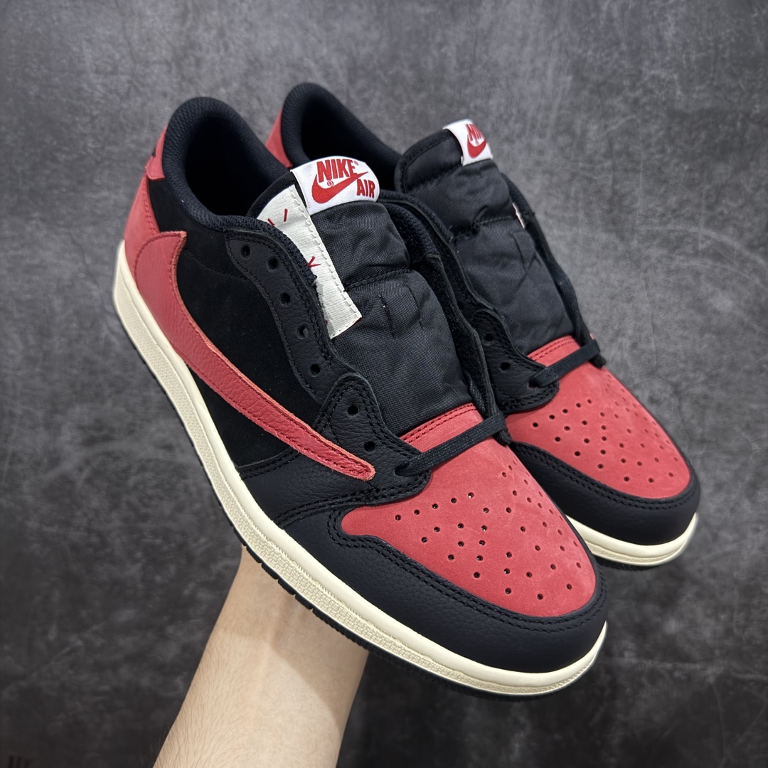 【莞顶LJR版本】Travis Scott x Air Jordan AJ1 Low OG SP TS联名倒钩低帮 DM7866-061 市场风向标版本 圈内最强倒钩系列 高端零售裸鞋圈特供批次 产品品控稳定性领先行业 SZ原厂全套原楦原纸板冲刀磨具开发 原厂皮料加持 原厂港宝加持定型后跟R度完美 同源原厂电绣 鬼脸飞翼针数密度立体效果一致 百分百一致原鞋 原厂拉帮工艺 针距密度一致 后跟弧度收口自然不对折 极致一眼正品既视感 进口玻璃冲刀皮料裁剪零毛边 全鞋电脑针车工艺 品控清洁度最高QC检验标准 免检产品 原厂订购鞋盒、鞋标、防尘纸、鞋撑、鞋带 追求极致的原厂味道 尺码:36 36.5 37.5 38 38.5 39 40 40.5 41 42 42.5 43 44 44.5 45 45.5 46 47.5 48.5-选品中心