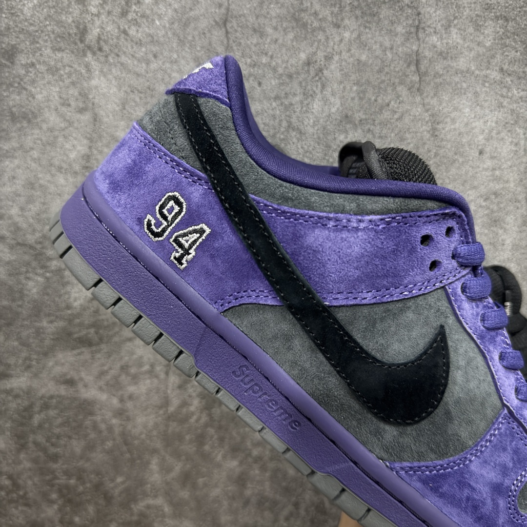 图片[7]-【纯原Z版】Supreme x NK Dunk Low 低帮Sup联名棕黄 货号：HQ8487-500 专业dunk大厂出品 品质第一梯队 原材料麂皮打造 原鞋开发 版型完美 全新 Supreme × Nike SB Dunk Low “94” Pack 终于要了 后跟“94”标注Supreme创立年份，中底联名Logo 情怀系列 尺码：36 36.5 37.5 38 38.5 39 40 40.5 41 42 42.5 43 44 44.5 45 46 46.5 47.5-选品中心