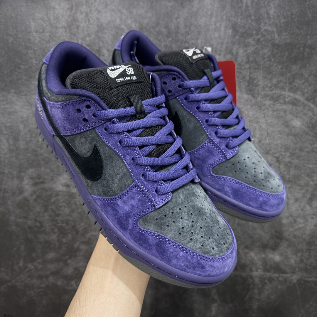 【纯原Z版】Supreme x NK Dunk Low 低帮Sup联名棕黄 货号：HQ8487-500 专业dunk大厂出品 品质第一梯队 原材料麂皮打造 原鞋开发 版型完美 全新 Supreme × Nike SB Dunk Low “94” Pack 终于要了 后跟“94”标注Supreme创立年份，中底联名Logo 情怀系列 尺码：36 36.5 37.5 38 38.5 39 40 40.5 41 42 42.5 43 44 44.5 45 46 46.5 47.5-选品中心