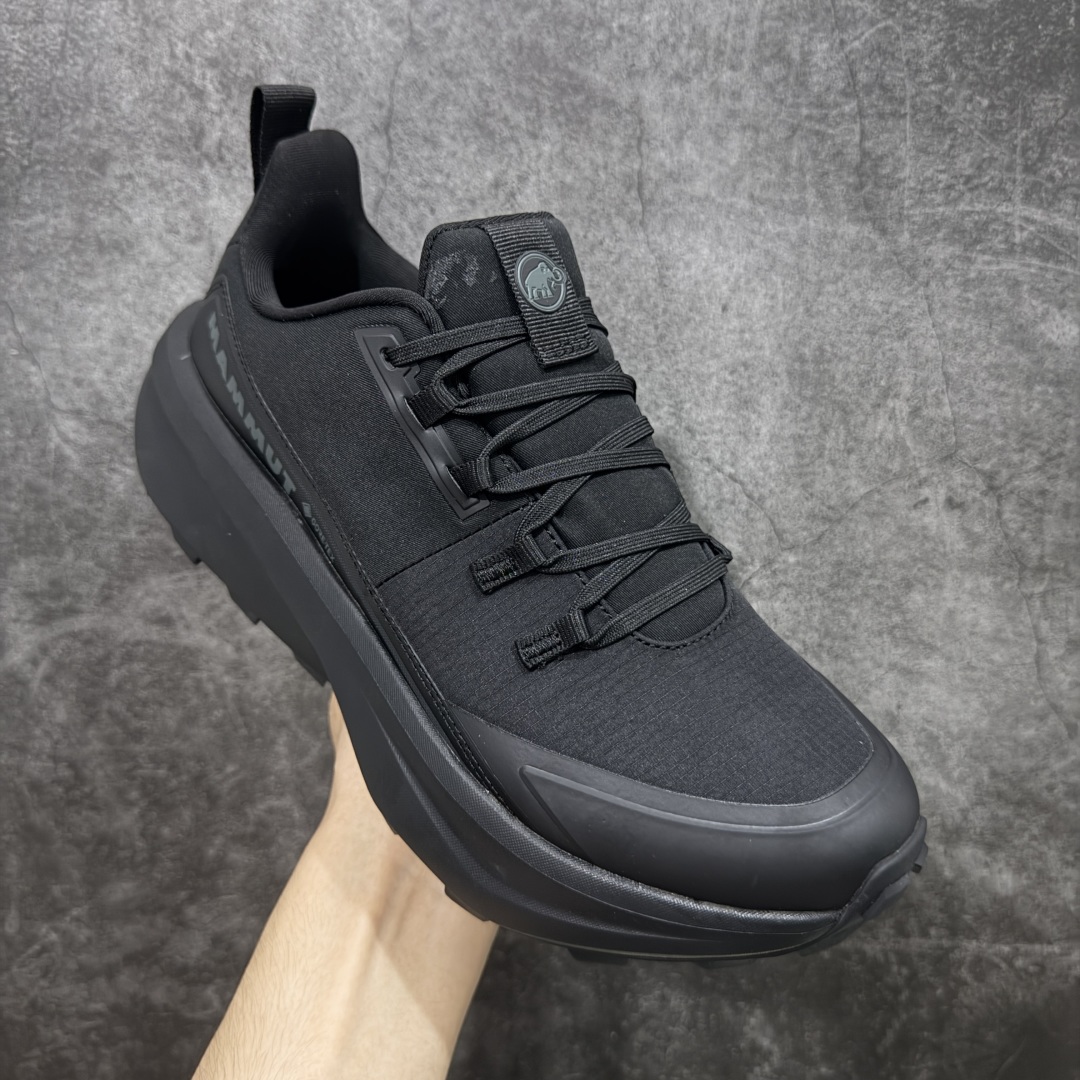 图片[3]-【莞产版本】MAMMUT猛犸象 Aenergy 舒适时尚 耐磨防滑 低帮 徒步鞋 男款 黑色 轻量化舒适性和专业性能于一体的户外徒步鞋 特别适合短距离徒步和快速穿行 FLEXTRON波形弹性中底技术：提供动态支撑与能量回馈，连续徒步15公里后脚掌无明显酸痛感 鳞片状Vibram大底 齿深4mm，抓地力强 在湿滑岩石 松软泥土等复杂地形表现出色 尺码： 39 40 41 42 43 44 45 编码： ABB360370-选品中心