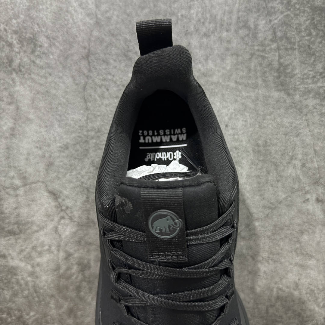 图片[8]-【莞产版本】MAMMUT猛犸象 Aenergy 舒适时尚 耐磨防滑 低帮 徒步鞋 男款 黑色 轻量化舒适性和专业性能于一体的户外徒步鞋 特别适合短距离徒步和快速穿行 FLEXTRON波形弹性中底技术：提供动态支撑与能量回馈，连续徒步15公里后脚掌无明显酸痛感 鳞片状Vibram大底 齿深4mm，抓地力强 在湿滑岩石 松软泥土等复杂地形表现出色 尺码： 39 40 41 42 43 44 45 编码： ABB360370-选品中心