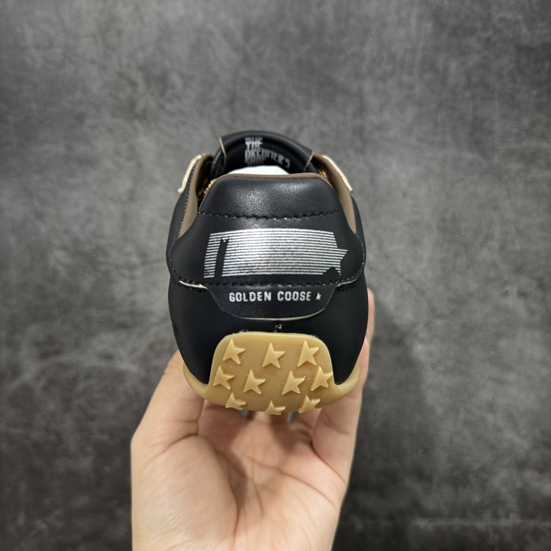 图片[4]-【广东纯原版本】GGDB Golden Goose 26ss春夏马拉松系列暴走鞋 Marathon Speed-70年代美式田径风以简约线条勾勒速度美学，轻薄鞋款突破传统束缚。尼龙面与皮革拼接，既轻盈又透气，完美诠释竞技精神。低帮设计解放脚踝，流线型鞋底提升抓地力。明快配色彰显活力，将赛场激情融入日常穿搭。这一风格至今仍是运动美学的经典范式，见证着田径文化的永恒魅力。 鞋面：牛皮 内里：牛皮 大底：进口橡胶底 尺码：35-40-选品中心