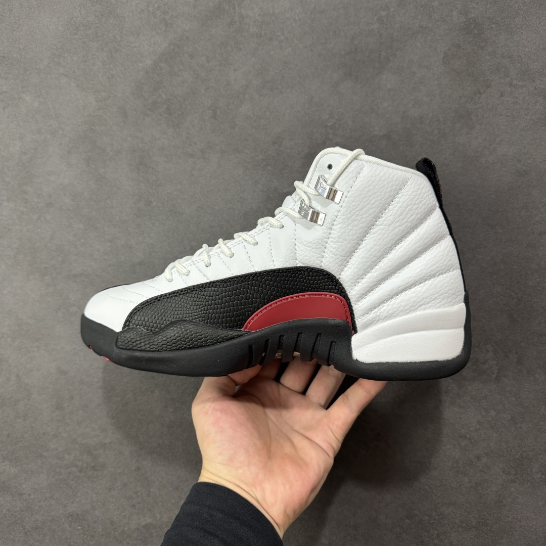 图片[2]-【头层真碳版】Air Jordan AJ12 Retro 篮球鞋 正确版型 头层皮料 真碳板 原厂定制金属扣 原厂电绣 超高性价比 货号：CT8013-162 尺码：40 40.5 41 42 42.5 43 44 44.5 45 45.5 46 47.5 48 编码：GLB320330-选品中心