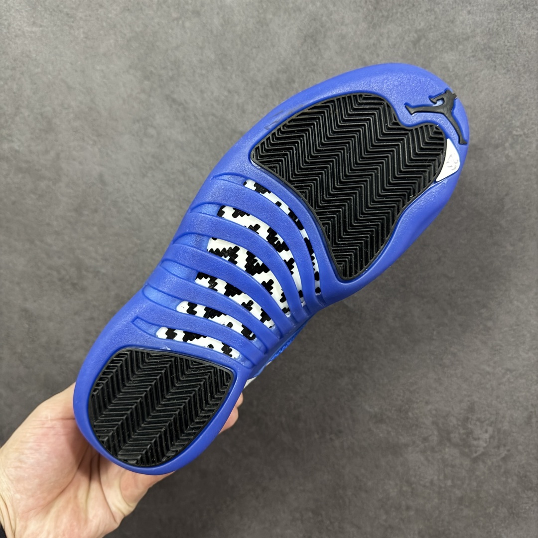 图片[9]-【头层真碳版】Air Jordan AJ12 Retro 篮球鞋 正确版型 头层皮料 真碳板 原厂定制金属扣 原厂电绣 超高性价比 货号：CT8013-140 尺码：40 40.5 41 42 42.5 43 44 44.5 45 45.5 46 47.5 48 编码：GLB320330-选品中心