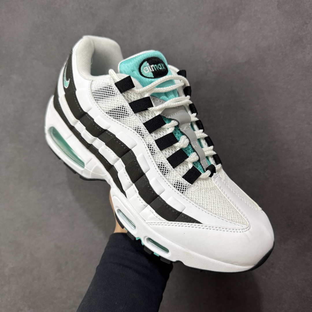 图片[3]-【PE版本】NK Air Max 95 OG 联名复古舒适气垫运动鞋 黑白绿 IM7409-100 全部配色 原鞋开发生产 高度还原 一眼ZP既视感 男女鞋真标半码制 原楦原纸版数据开发 环保进口透气牛皮革材质 高弹EVA缓震中底组合开窗式Air气垫装置 外置防滑耐磨橡胶外底❗ 尺码： 40 40.5 41 42 42.5 43 44 44.5 45 46 47.5-选品中心