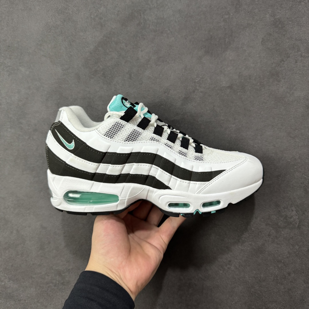【PE版本】NK Air Max 95 OG 联名复古舒适气垫运动鞋 黑白绿 IM7409-100 全部配色 原鞋开发生产 高度还原 一眼ZP既视感 男女鞋真标半码制 原楦原纸版数据开发 环保进口透气牛皮革材质 高弹EVA缓震中底组合开窗式Air气垫装置 外置防滑耐磨橡胶外底❗ 尺码: 40 40.5 41 42 42.5 43 44 44.5 45 46 47.5-选品中心