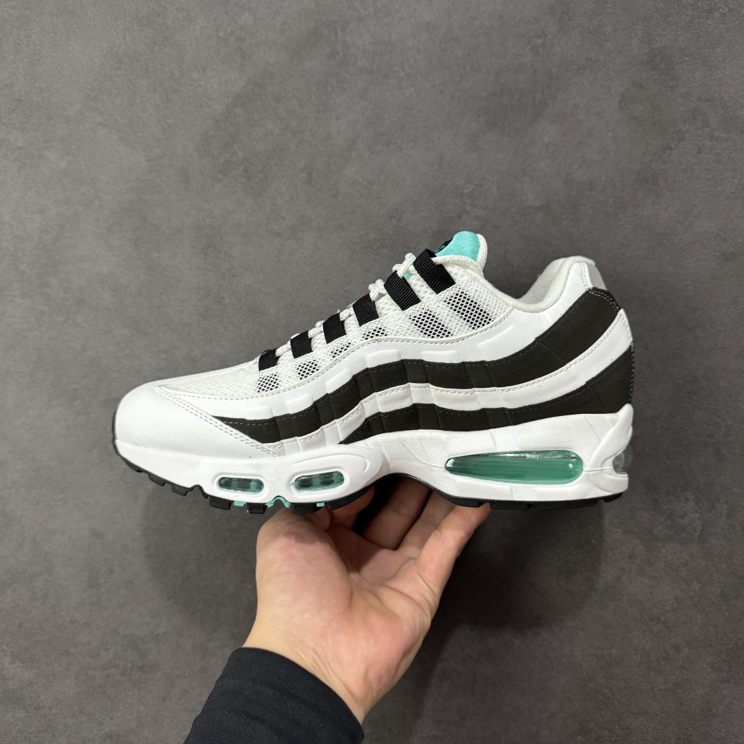 图片[2]-【PE版本】NK Air Max 95 OG 联名复古舒适气垫运动鞋 黑白绿 IM7409-100 全部配色 原鞋开发生产 高度还原 一眼ZP既视感 男女鞋真标半码制 原楦原纸版数据开发 环保进口透气牛皮革材质 高弹EVA缓震中底组合开窗式Air气垫装置 外置防滑耐磨橡胶外底❗ 尺码： 40 40.5 41 42 42.5 43 44 44.5 45 46 47.5-选品中心