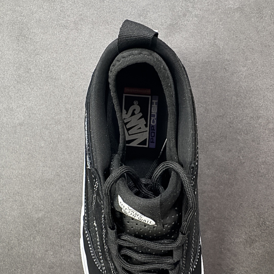 图片[7]-【公司级】万斯 VANS SAFE BRADY 联名款运动板鞋 Rory Milanes/Danny Brady x Vans Skateboarding 2024 签名系列，Vans与职业滑手Danny Brady的联名鞋款是‌Safe Low‌，属于职业签名鞋系列。该鞋款于2024年春季发布，采用环保胶水粘合工艺，鞋身细节保留手工制作痕迹。Safe Low采用低帮设计，蓝黑配色的 Safe Low 全身以蓝色麂皮材质打造，鞋带、鞋舌、内衬、包边均使用黑色作为拼色点缀，鞋身两侧的缝标上写的名称背重新改为了本次合作的鞋款名称 —— Safe Low。 尺码： 35-45含硫化半码 编码： FJB250260-选品中心