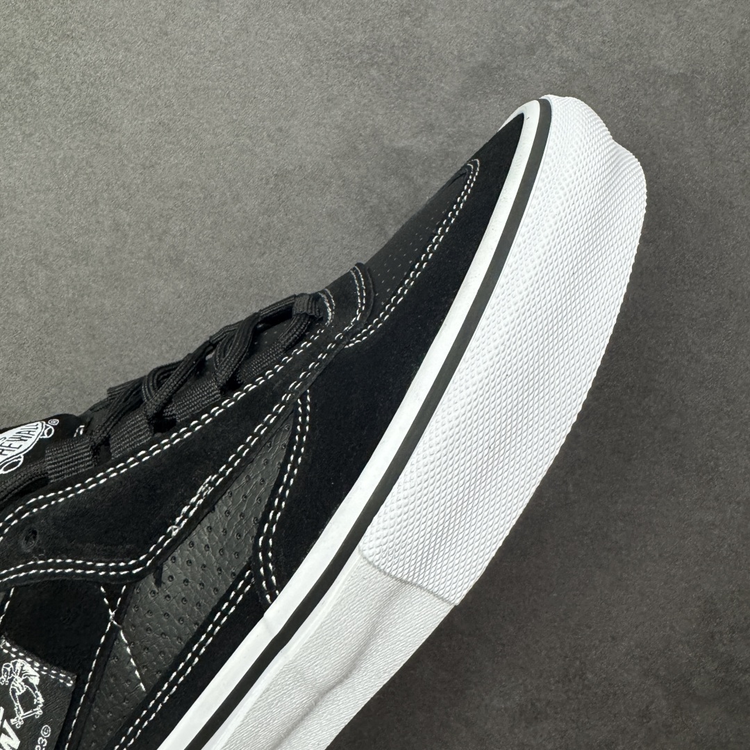 图片[5]-【公司级】万斯 VANS SAFE BRADY 联名款运动板鞋 Rory Milanes/Danny Brady x Vans Skateboarding 2024 签名系列，Vans与职业滑手Danny Brady的联名鞋款是‌Safe Low‌，属于职业签名鞋系列。该鞋款于2024年春季发布，采用环保胶水粘合工艺，鞋身细节保留手工制作痕迹。Safe Low采用低帮设计，蓝黑配色的 Safe Low 全身以蓝色麂皮材质打造，鞋带、鞋舌、内衬、包边均使用黑色作为拼色点缀，鞋身两侧的缝标上写的名称背重新改为了本次合作的鞋款名称 —— Safe Low。 尺码： 35-45含硫化半码 编码： FJB250260-选品中心