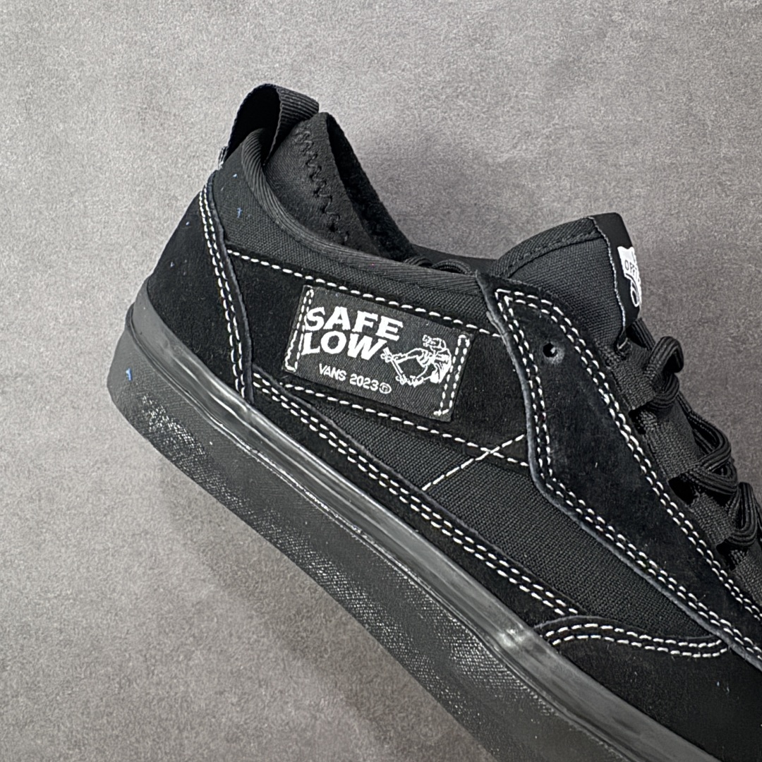 图片[6]-【公司级】万斯 VANS SAFE BRADY 联名款运动板鞋 Rory Milanes/Danny Brady x Vans Skateboarding 2024 签名系列，Vans与职业滑手Danny Brady的联名鞋款是‌Safe Low‌，属于职业签名鞋系列。该鞋款于2024年春季发布，采用环保胶水粘合工艺，鞋身细节保留手工制作痕迹。Safe Low采用低帮设计，蓝黑配色的 Safe Low 全身以蓝色麂皮材质打造，鞋带、鞋舌、内衬、包边均使用黑色作为拼色点缀，鞋身两侧的缝标上写的名称背重新改为了本次合作的鞋款名称 —— Safe Low。 尺码： 35-45含硫化半码 编码： FJB250260-选品中心