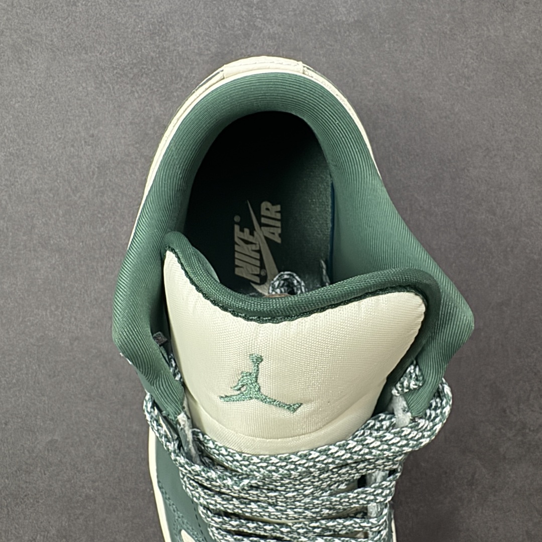 图片[7]-【定制版】Air Jordan 1 x GUCCI 绿白小勾 纯原大厂出品 极力推荐 定制鞋盒 大厂纯原品质出货 超高清洁度 皮料切割干净无任何毛边 细节完美 货号：QD1988-004 尺码： 36 36.5 37.5 38 38.5 39 40 40.5 41 42 42.5 43 44 44.5 45-选品中心