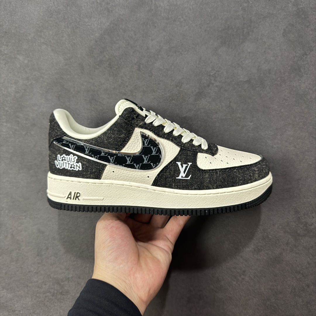【定制版】Nike Air Force 1\'07 Low LV联名 双色底黑牛仔 高级定制 空军一号低帮休闲板鞋 DX1888-097  #原楦头原纸板 高级牛仔 高端定制鞋盒 原厂鞋底 超高清洁度 细节完美  尺码:36 36.5 37.5 38 38.5 39 40 40.5 41 42 42.5 43 44 44.5 45 编码:HXSB310320-选品中心