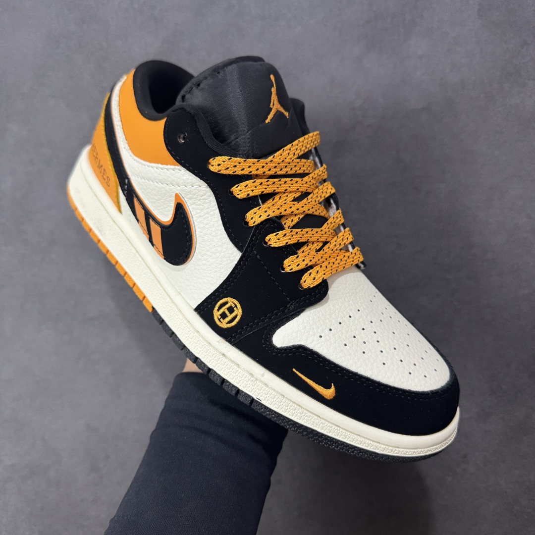 图片[3]-【定制版】Nike Jordan Air Jordan 1 “爱马仕联名——米黑橙” 高端定制 乔丹低帮休闲板鞋 大厂纯原品质出货 纯正版型 定制鞋盒 皮料切割干净无任何毛边 细节完美 超高清洁度 货号：LJ8888-004 尺码：36 36.5 37.5 38 38.5 39 40 40.5 41 42 42.5 43 44 44.5 45 编码：HXSB330340-选品中心
