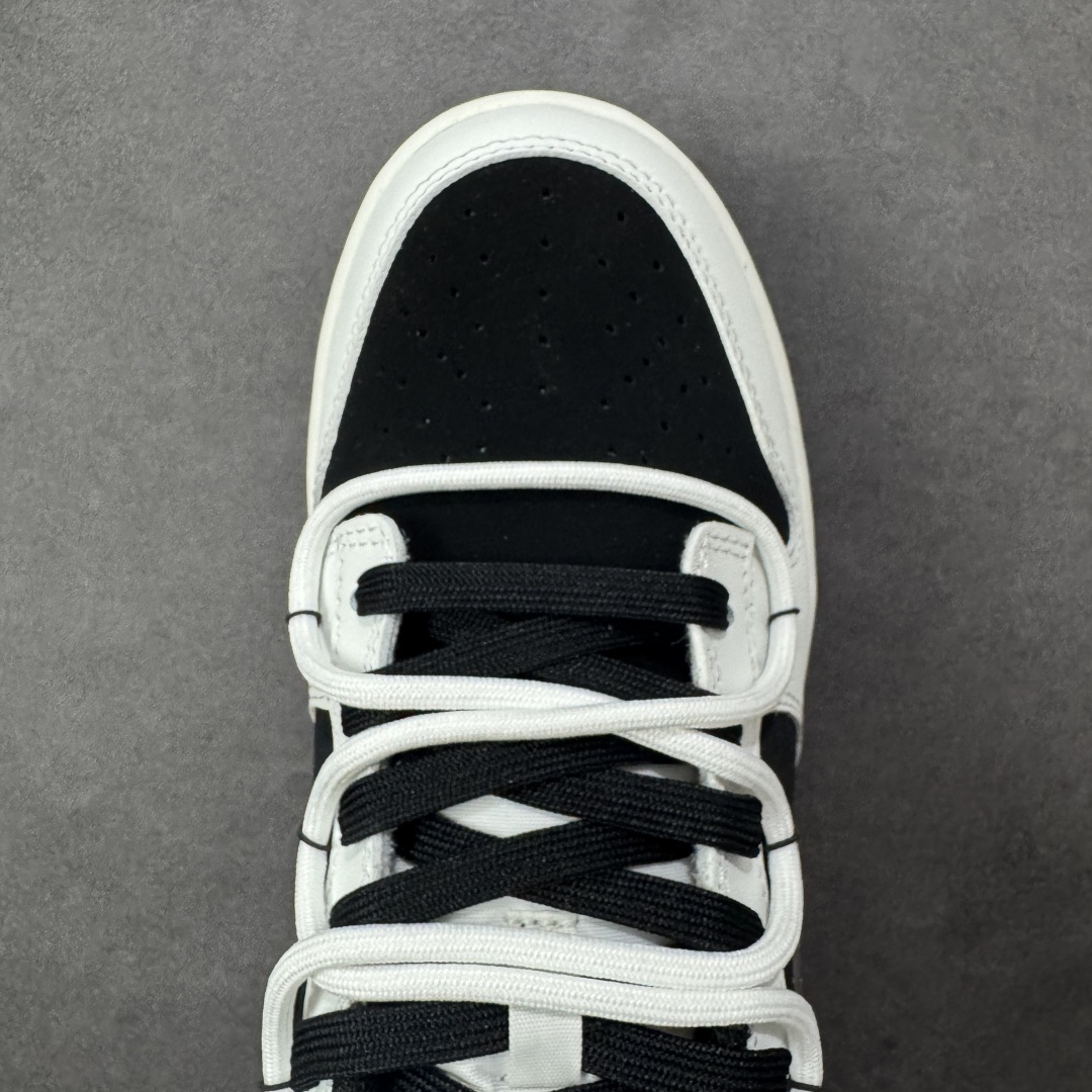 图片[8]-【YC版本】Nike Dunk Low 冰咖少年 当晨光漫过杯沿，咖啡的醇香与冰块的清冽在空气中交融，此款以冰咖少年为灵感，将此刻定格成可穿戴的视觉诗篇。鞋身以象牙白为基底，侧翼冰咖棕勾勒出Swoosh的利落剪影，恰似浓缩咖啡注入时的渐变层次，让整体配色如一杯精心调配的冰拿铁，三分冷感，七分高级。 货号： WG0515-089 尺码： 40 40.5 41 42 42.5 43 44 44.5 45 46 编码：HXSB330340-选品中心