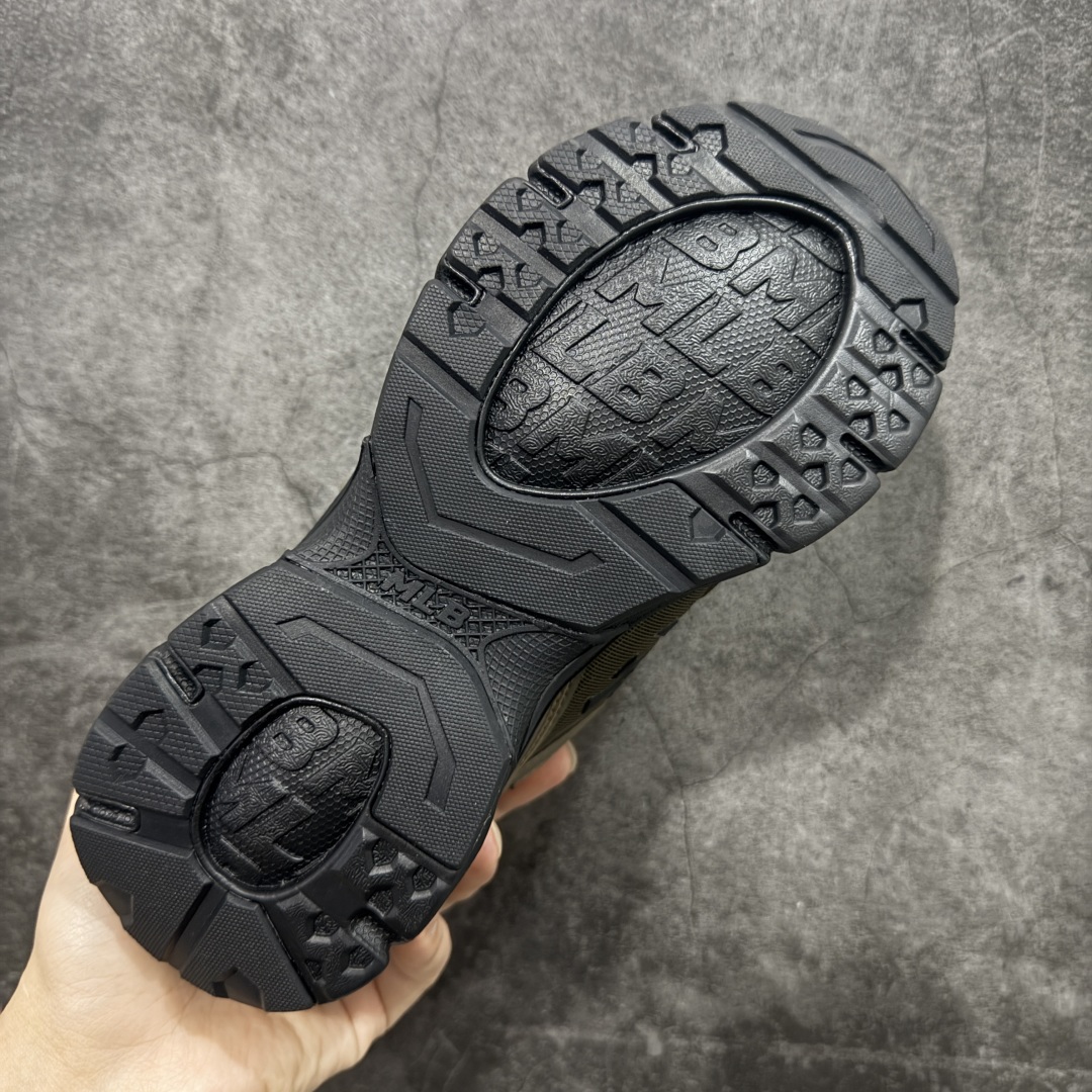 图片[9]-【纯原版】韩国洋基队NY大标潮流老爹鞋 MLB Trophy Runner 小白鞋复古轻便增高运动鞋新款绑带时尚潮流百搭 原材料打造 原楦原档案数据开发版型 完美鞋头弧度/后套收口效果🆚市面文案版本‼️ 原厂立体填充鞋舌海绵 中底注胶孔原数据开发模具大底 原厂转印标 保证不掉字 内增高6cm 原厂1：1模具开发 原厂进口纳米材质 原厂 全套手提袋 原盒雷射防伪标包装 天猫订单品质 官网尺码35 36 36.5 37.5 38 38.5 39 40 40.5 41 42 42.5 43 44 45-选品中心