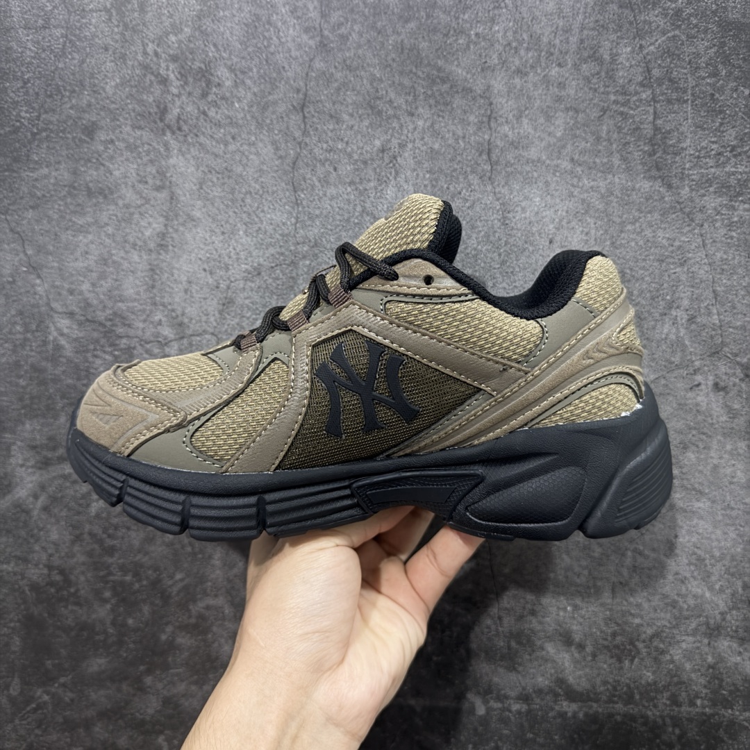 图片[2]-【纯原版】韩国洋基队NY大标潮流老爹鞋 MLB Trophy Runner 小白鞋复古轻便增高运动鞋新款绑带时尚潮流百搭 原材料打造 原楦原档案数据开发版型 完美鞋头弧度/后套收口效果🆚市面文案版本‼️ 原厂立体填充鞋舌海绵 中底注胶孔原数据开发模具大底 原厂转印标 保证不掉字 内增高6cm 原厂1：1模具开发 原厂进口纳米材质 原厂 全套手提袋 原盒雷射防伪标包装 天猫订单品质 官网尺码35 36 36.5 37.5 38 38.5 39 40 40.5 41 42 42.5 43 44 45-选品中心