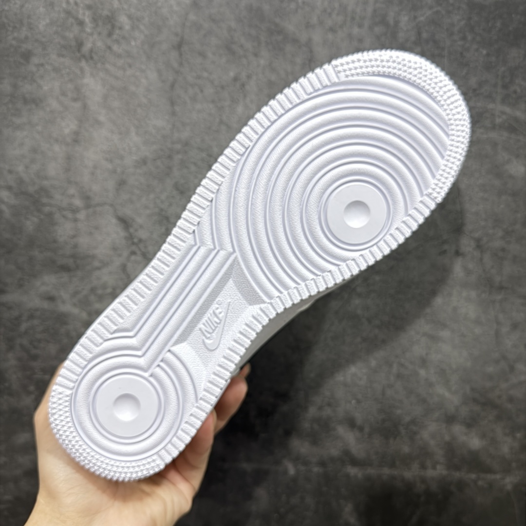 图片[9]-【GX2.0纯原】NK Air Force 1 Low \’07 空军一号低帮经典板鞋 白黑 CT2302-100 顶级空军 皮料质感可媲美原版 细节吊打市场其他代号版本 全鞋电脑针车 工整有序 原厂港宝加持完美还原灵魂版型 原盒原配从里到外百分百还原 原厂全头层原厂皮料 原标原盒 内置Sole气垫 中底白色背胶 中底划线 已经无限的接近公司 原厂楦头 原厂刺绣 后跟弧度修正 正确中底四线防伪 尺码：36 36.5 37.5 38 38.5 39 40 40.5 41 42 42.5 43 44 44.5 45 46-选品中心