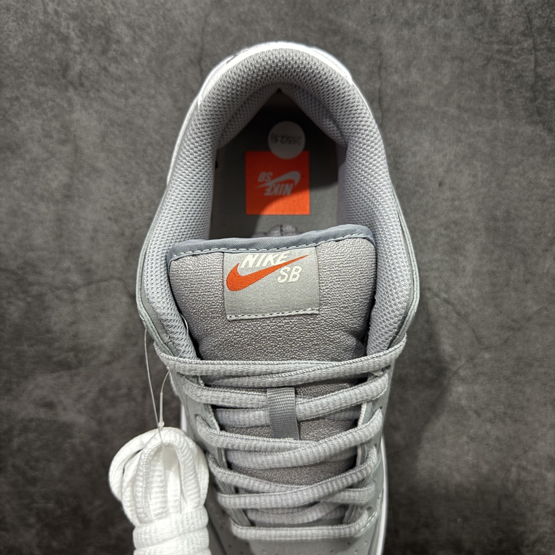 图片[8]-【免修M版】NIKE SB Dunk Low 灰白生胶 DV5464-001 顶级纯原品质 价格合理不杀猪 全鞋身原厂麂皮材质 真材实料 正确版型 完美中底走线整体清洁度高 尺码：36 36.5 37.5 38 38.5 39 40 40.5 41 42 42.5 43 44 44.5 45 46-选品中心