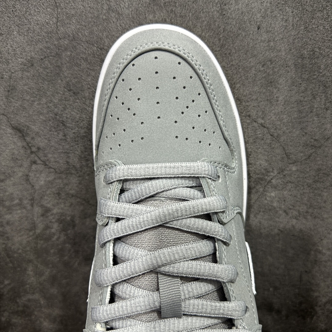 图片[5]-【免修M版】NIKE SB Dunk Low 灰白生胶 DV5464-001 顶级纯原品质 价格合理不杀猪 全鞋身原厂麂皮材质 真材实料 正确版型 完美中底走线整体清洁度高 尺码：36 36.5 37.5 38 38.5 39 40 40.5 41 42 42.5 43 44 44.5 45 46-选品中心