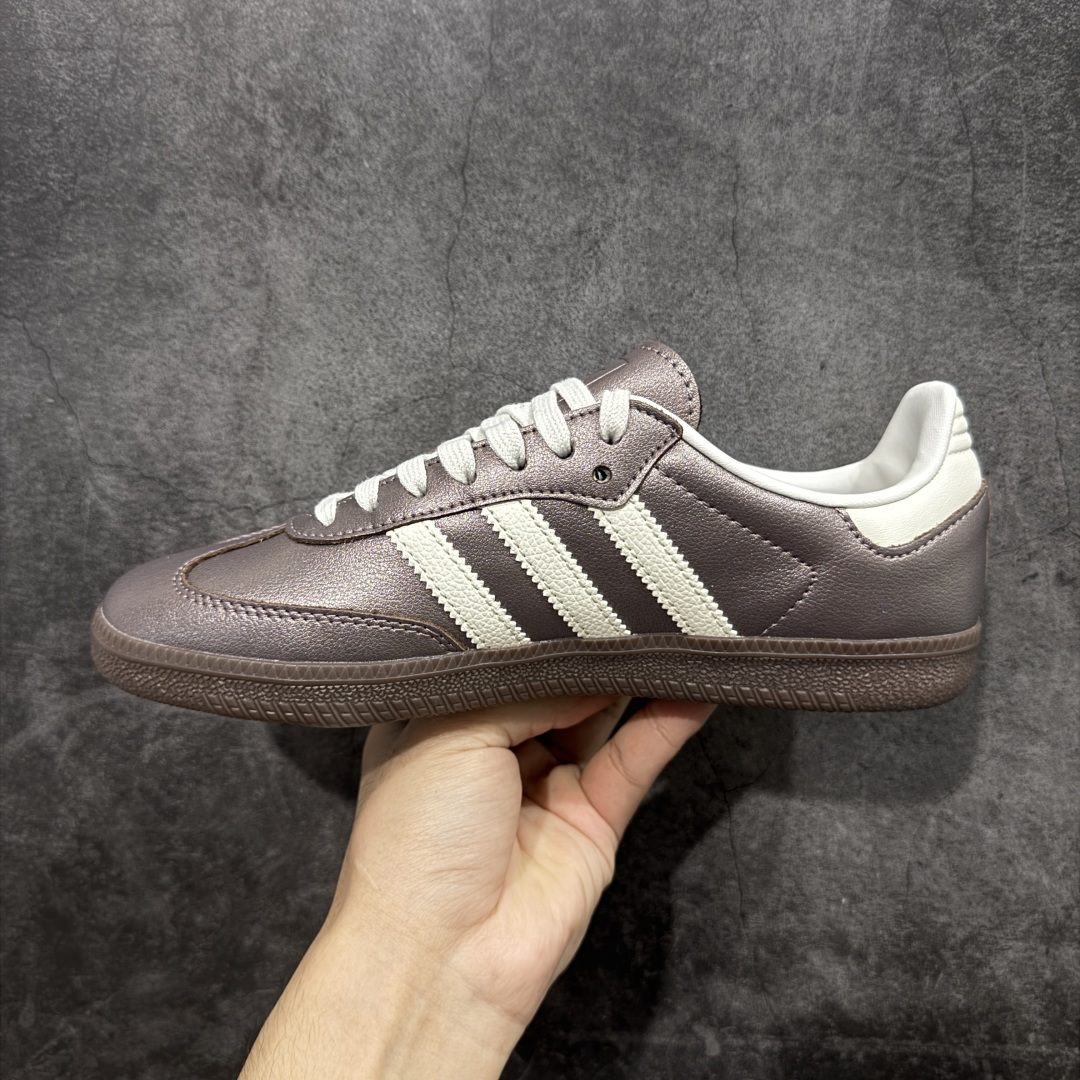 图片[2]-【RS纯原】Adidas Originals Samba OG桑巴舞系列绅士德训足球风百搭低帮休闲运动板鞋 JI4219 市面顶级品质 此版鞋身全部采用进口原厂头层皮 原厂头层 区分市面偷工减料！ 这款桑巴鞋展示了高质量的工艺 带有装饰的超锁缝制和无缝的手感 柔软、柔软的皮革造型和标志性的3条纹完成了精致的外观 正规合身鞋带 鞋面上有绒面鞋垫 橡胶鞋底 享受正畸套筒软感 自50年代首次亮相以来就一直在赢得粉丝的青睐 尺码：36 36.5 37.5 38 38.5 39 40 40.5 41 42 42.5 43 44 44.5 45-选品中心