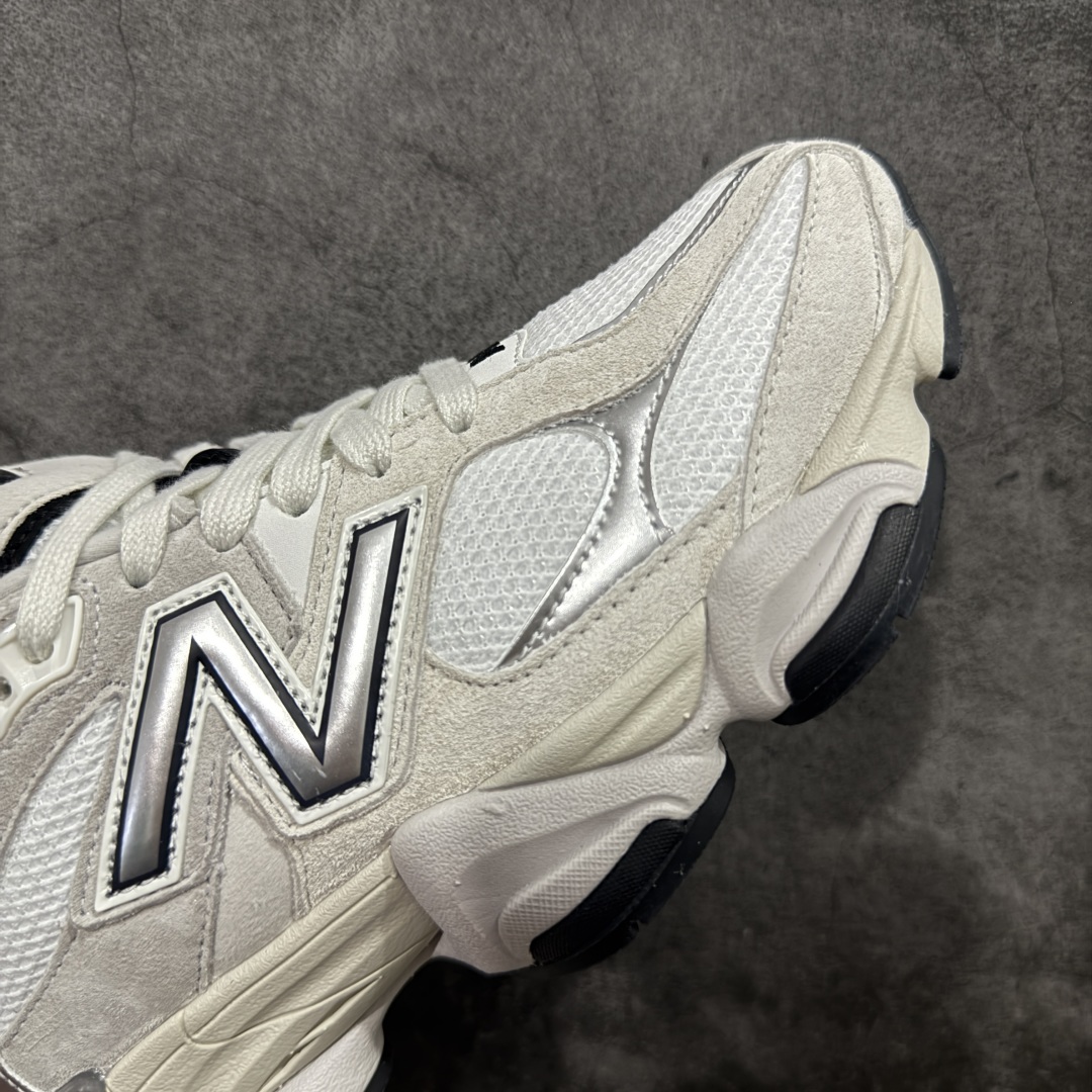 图片[6]-【纯原版】 New Balance NB9060 联名款 复古休闲运动慢跑鞋 灰色 U9060JRB 全套原楦原纸板原厂数据开发 进口三明治网面 原装进口翻毛皮料正确绒感卡色 正确中底拉帮中底网布细节 原厂标裁 带紫光防伪 定制后跟透明水晶模块 冲裁组合 大底贴合程度胶水上色把控完美 整洁度挑战全网艺术家 多道序QC把关品质完善 匠心打造 耗时两个月开发完成 工艺极其复杂难度可想而知 新开独立私模大底 全网唯一正确六层组合大底 高端零售专供产物 尺码：36 37 37.5 38 38.5 39 40 40.5 41 42 42.5 43 44 45 46.5-选品中心
