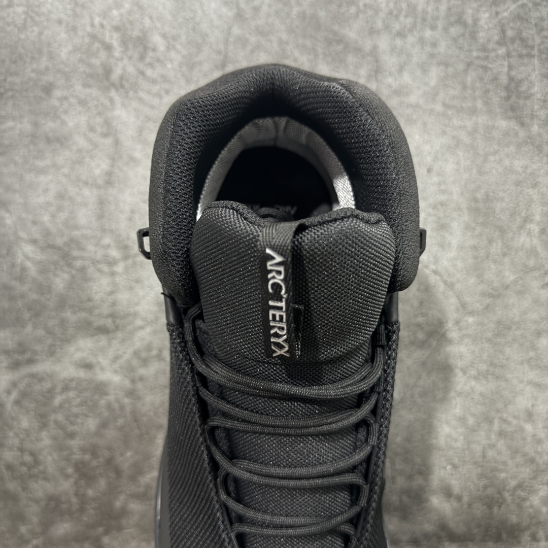 图片[8]-【莞产纯原版】始祖鸟ArcTeryx Kopec GTX M Mid 覆盖透气男越野跑鞋 中帮 正确后跟刺绣 完美细节版型 官方同步上架 适合技术路线单日徒步穿着 aeriosflgtx鞋受到长途野外跑步鞋的启发 适合在变化的地形上进行快速轻快的徒步旅行穿着，舒适而有支撑性，使您充满信心。该设计与脚部融为一体，可最大限度地减少摩擦，gore-tex保护膜网砂，采用gore隐形适体(invisiblefit)技术，更轻薄舒适。敏捷、稳定和技术路线上的自信源于vibram® megagrip外底、压缩eva内底以及一体的tpu。重量约：275g技术特点透气轻量耐磨鞋子鞋外底结构vibram®megagripM橡胶化合材料耐用柔软鞋子结构tpu鞋头可防磨损压缩eva泡沫内底以及一体的tpu铁芯提高了灵活性和稳定性，使您充满信心鞋子衬垫结构4mm厚ortholiteM3d模制插片材料gore-tex薄膜tpu高耐磨保护膜cordura® MX 尺码：36-45 编码： FJB390400-选品中心