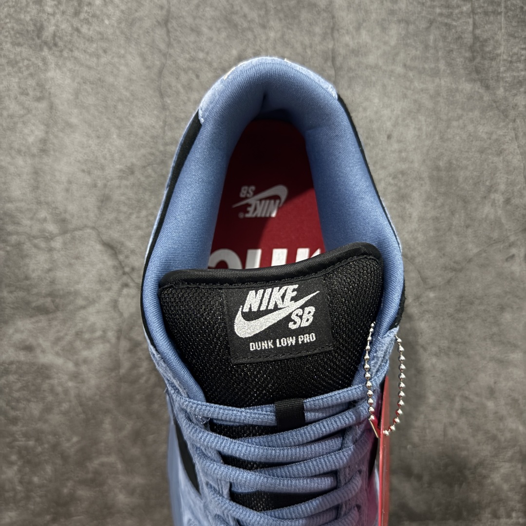图片[8]-【Top纯原 】Supreme x Nk Dunk SB Dunk Low 舒适 防滑耐磨低帮板鞋 男女同款 蓝黑色 HQ8487-400 独家原厂航空铝磨具打磨大底 鞋头坡度极致还原 原盒原配 圈内天花板工艺 原厂冲刀 超高清洁度 全鞋零毛边皮料切割 全套原楦原模倾力打造完美版型 采用原厂百宏鞋带以及原厂百宏织唛舌标 内标可供原厂几率过验 原厂中底布黄色点胶 原厂中底布拉帮走线遵循公司‼️ 尺码：40 40.5 41 42 42.5 43 44 44.5 45 46 47.5-选品中心