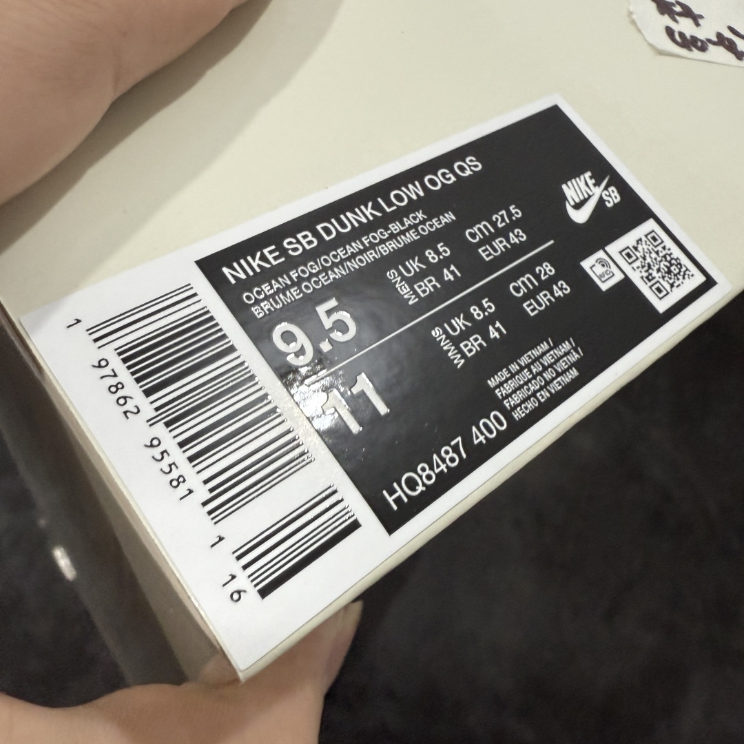 图片[9]-【Top纯原 】Supreme x Nk Dunk SB Dunk Low 舒适 防滑耐磨低帮板鞋 男女同款 蓝黑色 HQ8487-400 独家原厂航空铝磨具打磨大底 鞋头坡度极致还原 原盒原配 圈内天花板工艺 原厂冲刀 超高清洁度 全鞋零毛边皮料切割 全套原楦原模倾力打造完美版型 采用原厂百宏鞋带以及原厂百宏织唛舌标 内标可供原厂几率过验 原厂中底布黄色点胶 原厂中底布拉帮走线遵循公司‼️ 尺码：40 40.5 41 42 42.5 43 44 44.5 45 46 47.5-选品中心