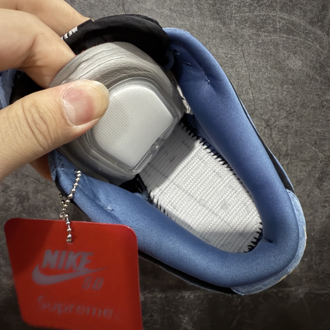 图片[8]-【Top纯原 】Supreme x Nk Dunk SB Dunk Low 舒适 防滑耐磨低帮板鞋 男女同款 蓝黑色 HQ8487-400 独家原厂航空铝磨具打磨大底 鞋头坡度极致还原 原盒原配 圈内天花板工艺 原厂冲刀 超高清洁度 全鞋零毛边皮料切割 全套原楦原模倾力打造完美版型 采用原厂百宏鞋带以及原厂百宏织唛舌标 内标可供原厂几率过验 原厂中底布黄色点胶 原厂中底布拉帮走线遵循公司‼️ 尺码：40 40.5 41 42 42.5 43 44 44.5 45 46 47.5-选品中心