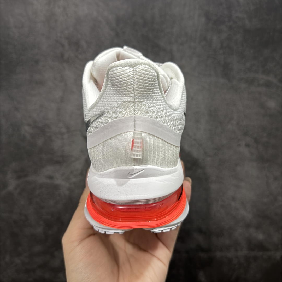 图片[4]-【公司级】Nike Pegasus Premium Airscape 舒适百搭减震防滑耐磨透气 低帮跑步鞋 白红    低帮跑步鞋，简约又不失活力，上脚超吸睛。  它不仅颜值高，性能更是一绝！  全掌气垫科技，减震防滑超耐磨，每一步都能感受到强劲回弹，给双脚舒适支撑。  透气鞋面，跑步时双脚也能自由呼吸。    #独家原包 原底原料 开模打造  #原厂鞋标 高精密准度  #原楦原纸板开发 匹配原版98%以上  #后跟弧度 正确呈现  #原厂皮料 质感无敌  #皮料切割干净 无任何毛边 清洁度细节完美    货号：HQ2592-101    尺码：36-46-选品中心