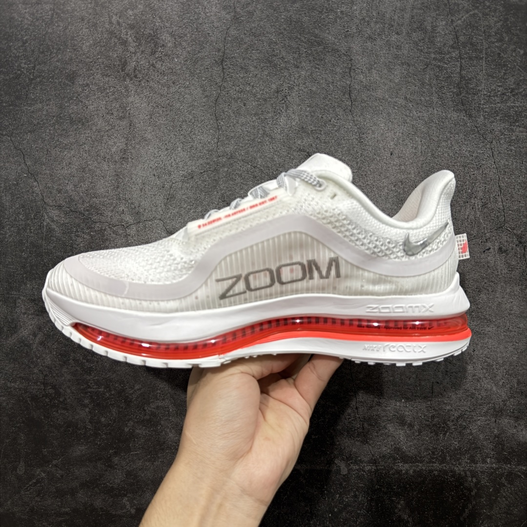 图片[2]-【公司级】Nike Pegasus Premium Airscape 舒适百搭减震防滑耐磨透气 低帮跑步鞋 白红    低帮跑步鞋，简约又不失活力，上脚超吸睛。  它不仅颜值高，性能更是一绝！  全掌气垫科技，减震防滑超耐磨，每一步都能感受到强劲回弹，给双脚舒适支撑。  透气鞋面，跑步时双脚也能自由呼吸。    #独家原包 原底原料 开模打造  #原厂鞋标 高精密准度  #原楦原纸板开发 匹配原版98%以上  #后跟弧度 正确呈现  #原厂皮料 质感无敌  #皮料切割干净 无任何毛边 清洁度细节完美    货号：HQ2592-101    尺码：36-46-选品中心