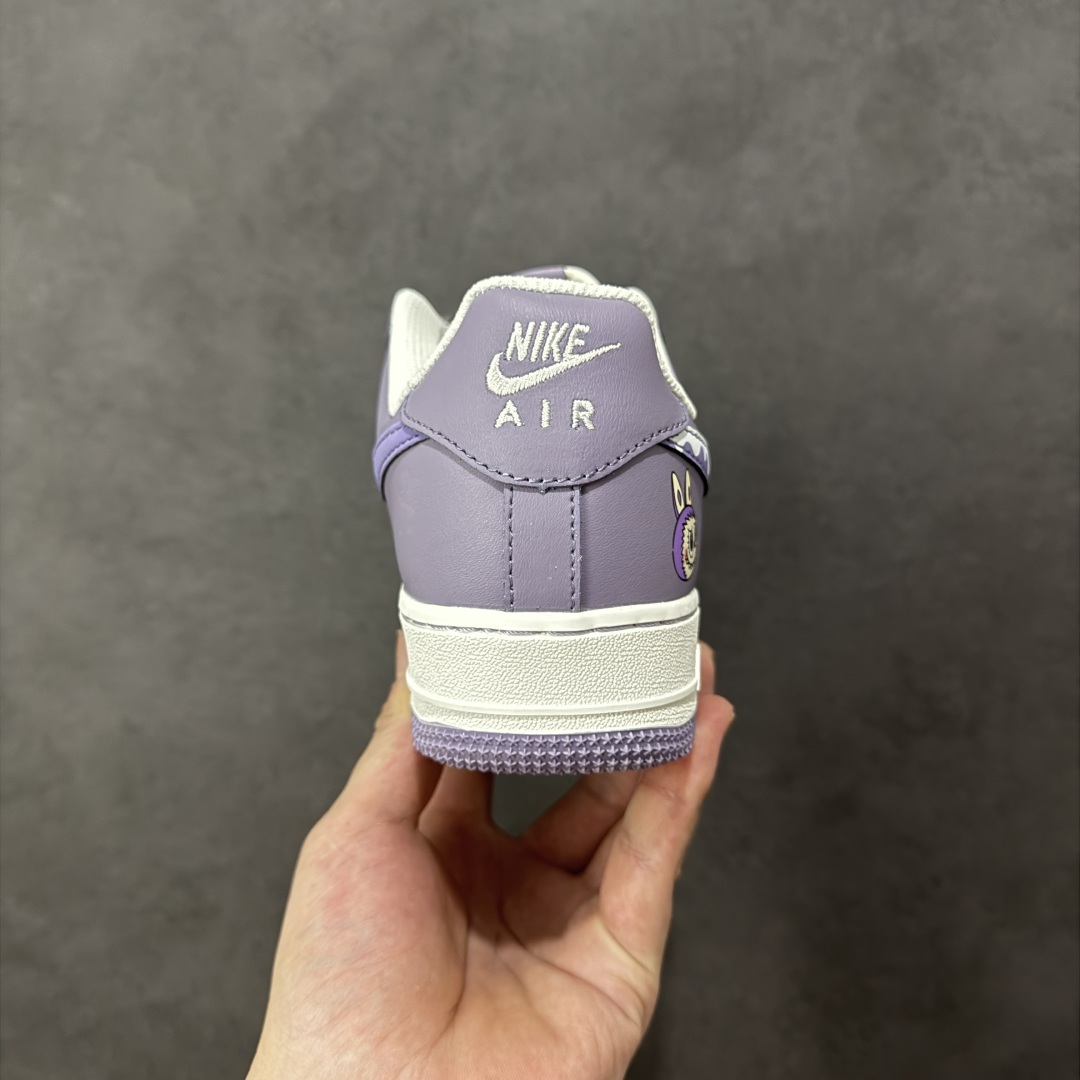 图片[4]-【定制版】NIke Air Force 1 \’07 Low “紫色涂鸦拉布布”空军一号 低帮 运动鞋 休闲鞋 折边针车 工艺难度大 原楦头原纸板 原装鞋盒 定制五金配件 内置全掌气垫 原厂鞋底 货号：KJ5188-006 尺码：36 36.5 37.5 38 38.5 39 40 40.5 41 42 42.5 43 44 44.5 45 编码：HXSA310320-选品中心