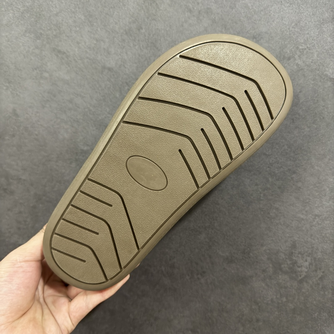 图片[9]-【莞产版本】最新官方改版新款 平台外贸专供 UGG Tasman GTX 冬季中性小土豆雪地鞋 1172790 十年品牌制鞋代工厂生产线出品 注重每一处细节 隆丰A级羊皮毛一体 完全遵循ZP工艺流程打造 尺码：35 36 37 38 39 40-选品中心