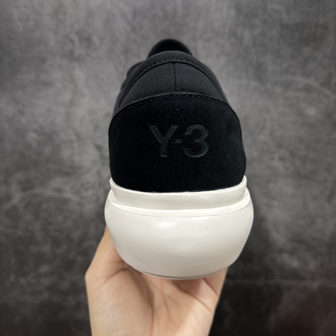 图片[4]-【莞顶纯原】Y-3官网同步在售款 Y3黑白休闲百搭板鞋 秋冬款实力派 经典高端大气 原版1：1打造 质量好 细节完美 面料选用牛皮组合加厚防臭布 大底采用轻盈lp底＋超级防滑凸纹 尺码：38-45-选品中心