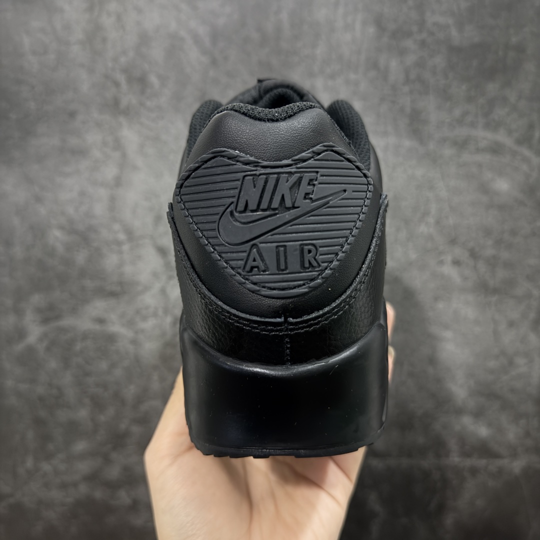 图片[4]-【顶级芯片版】Nike Air Max 90 舒适 复古 合成革减震防滑透气 低帮 休闲跑步鞋 纯黑皮面 CZ5594-001 鞋舌标可扫码 海外欧州过验版 原纸版原楦头 顶级90款问市 开发数月 原版开发 多道QC质检 鞋型完美复刻 原厂级别工艺 正确色卡 正确气垫蓝光 正确大底 独家私模 采用进口头层牛皮拼接 定位高端市场 行业标杆工艺 尺码：39 40 40.5 41 42 42.5 43 44 44.5 45 46-选品中心