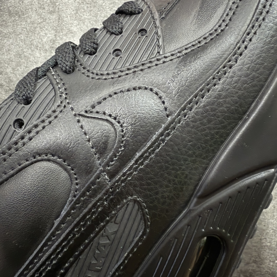 图片[4]-【顶级芯片版】Nike Air Max 90 舒适 复古 合成革减震防滑透气 低帮 休闲跑步鞋 纯黑皮面 CZ5594-001 鞋舌标可扫码 海外欧州过验版 原纸版原楦头 顶级90款问市 开发数月 原版开发 多道QC质检 鞋型完美复刻 原厂级别工艺 正确色卡 正确气垫蓝光 正确大底 独家私模 采用进口头层牛皮拼接 定位高端市场 行业标杆工艺 尺码：39 40 40.5 41 42 42.5 43 44 44.5 45 46-选品中心
