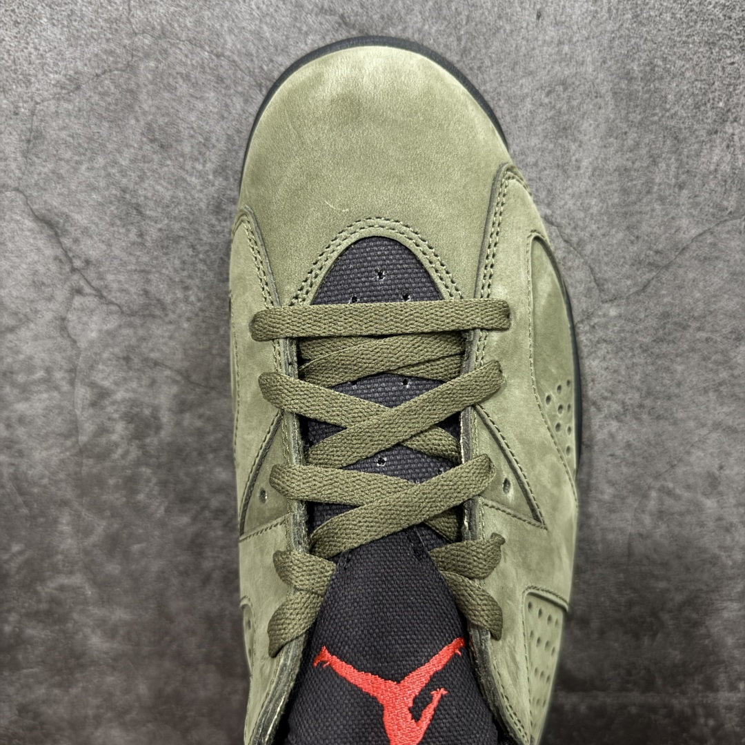 图片[5]-【DG2.0】Travis Scott x Air Jordan 6 AJ6 TS复古文化篮球鞋“军绿夜光鬼脸” CN1084-200 AJ6军绿口袋 顶级细节 多双原鞋拆解开发 进口麂皮皮料 立体公整口袋 原厂后跟刺绣 饱满粗细同步 区分市面过细刺绣 原厂锁扣配件按压回弹声音清脆 原厂定型 后跟完美效果 无各种添加操作 全新正确细节 正确3M反光夜光大底 尺码：40 40.5 41 42 42.5 43 44 44.5 45 46 47.5-选品中心