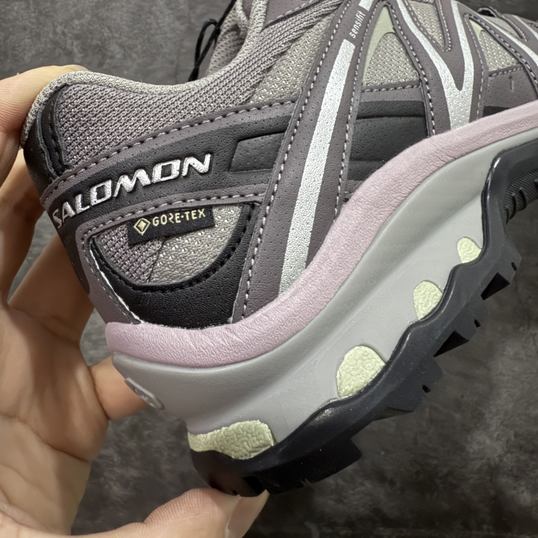 图片[3]-【绿x升级版】Salomon XT-QUEST ADV 萨洛蒙情侣款户外机能鞋 491277 全新绿x升级版 品质大改进 ‼️ 全鞋改进为原厂一致材料打造 全新修长鞋型 相对老版臃肿鞋型 此版的版型更正 全新玻璃冲刀 清洁度提升 同步原版左右鞋带孔的间距加大（之前老版间距太小） 网面与鞋头材料校对一致无色差（老版网面有色差） 鞋后跟反口V字定型同步zp（老版臃肿为U字后跟反口） 鞋舌两侧鞋帮脚踝处更加直挺（之前老版往中间踏） 鞋盒黑盒改正为原版牛皮纸鞋盒 鞋头处添加☯️太极标 所有细节多次修改校正 坚持同步原版无差别 毋庸置疑全市场最好的版本💪🏻终端优势供应 尺码：36-46-选品中心