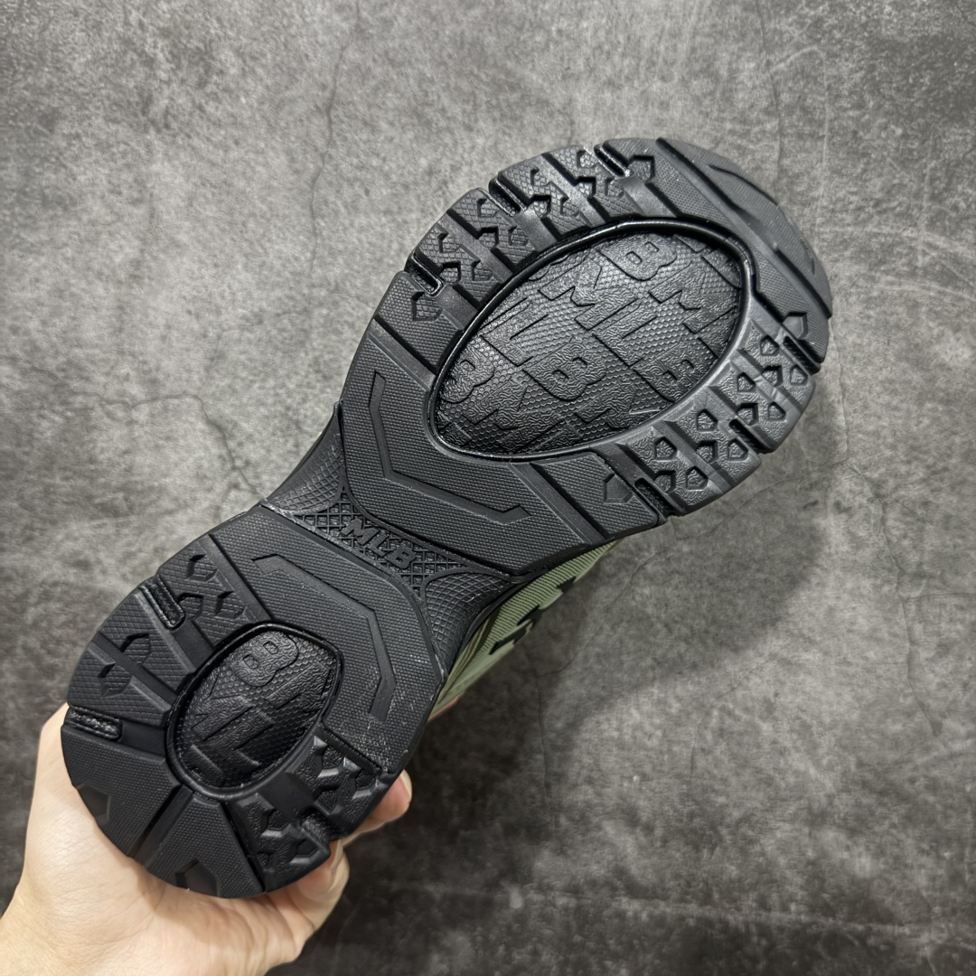 图片[9]-【纯原版】韩国洋基队NY大标潮流老爹鞋 MLB Trophy Runner 小白鞋复古轻便增高运动鞋新款绑带时尚潮流百搭 原材料打造 原楦原档案数据开发版型 完美鞋头弧度/后套收口效果🆚市面文案版本‼️ 原厂立体填充鞋舌海绵 中底注胶孔原数据开发模具大底 原厂转印标 保证不掉字 内增高6cm 原厂1：1模具开发 原厂进口纳米材质 原厂 全套手提袋 原盒雷射防伪标包装 天猫订单品质 官网尺码35 36 36.5 37.5 38 38.5 39 40 40.5 41 42 42.5 43 44 45-选品中心