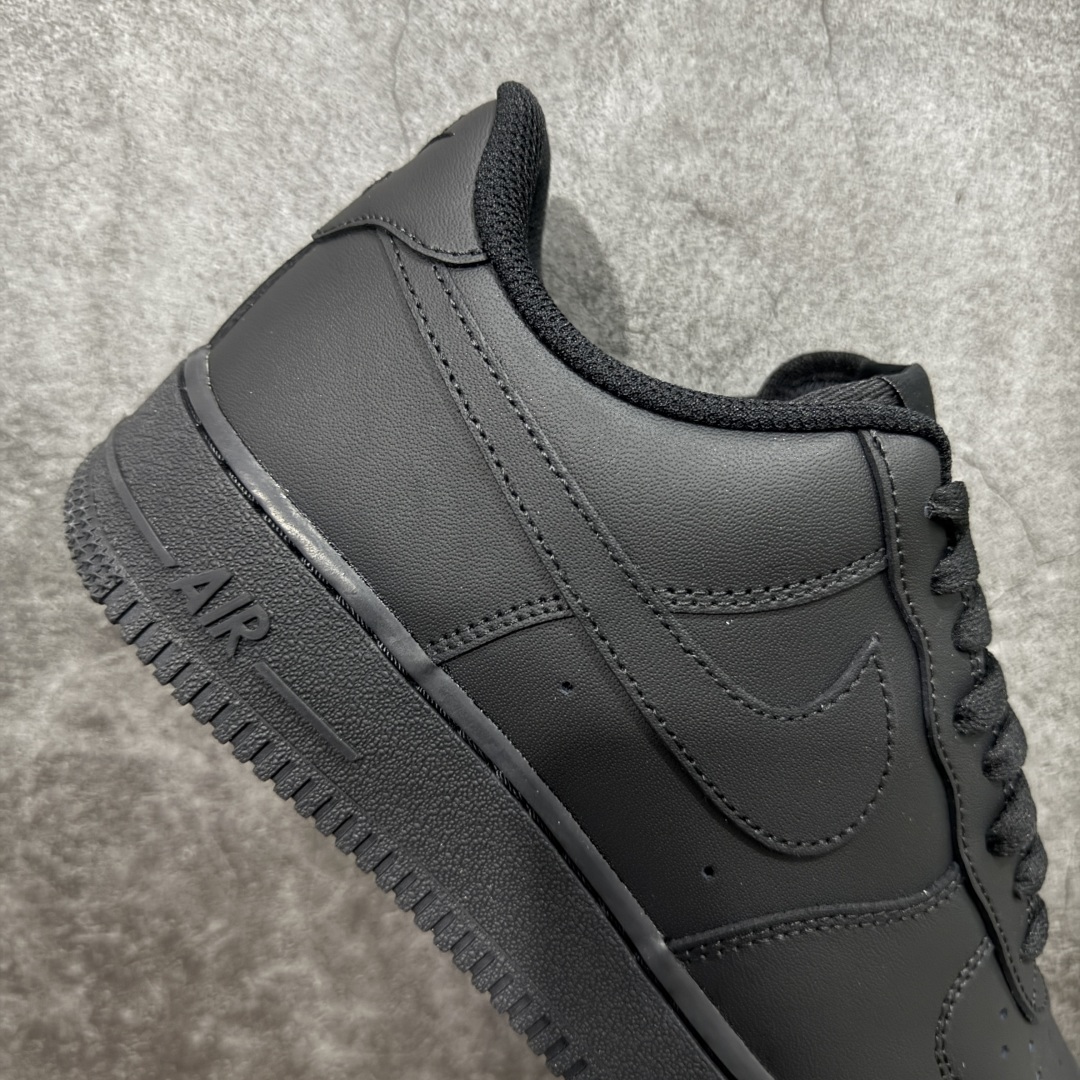 图片[7]-【XE纯原磨砂面】Air Force 1 Low AF1空军纯黑低帮 磨砂皮面版 CW2288-001 抄底的价格 完美品质 完全吊打市场所有同价位上下版本 偏软质头层皮料 完美鞋型 钩子裁边清洁度无敌！ 针车走线图片放大看相当整齐，鞋带口冲孔与鞋头冲孔非常圆润干净 无任何毛边，正确做旧鞋带金属铁片，中底走线 鞋垫刷胶 大底含气垫都是基本操作！独家有货，全码可接！ 尺码：36-46含尖版本 目前此价位你能找到的最优的一个版本没有之一-选品中心