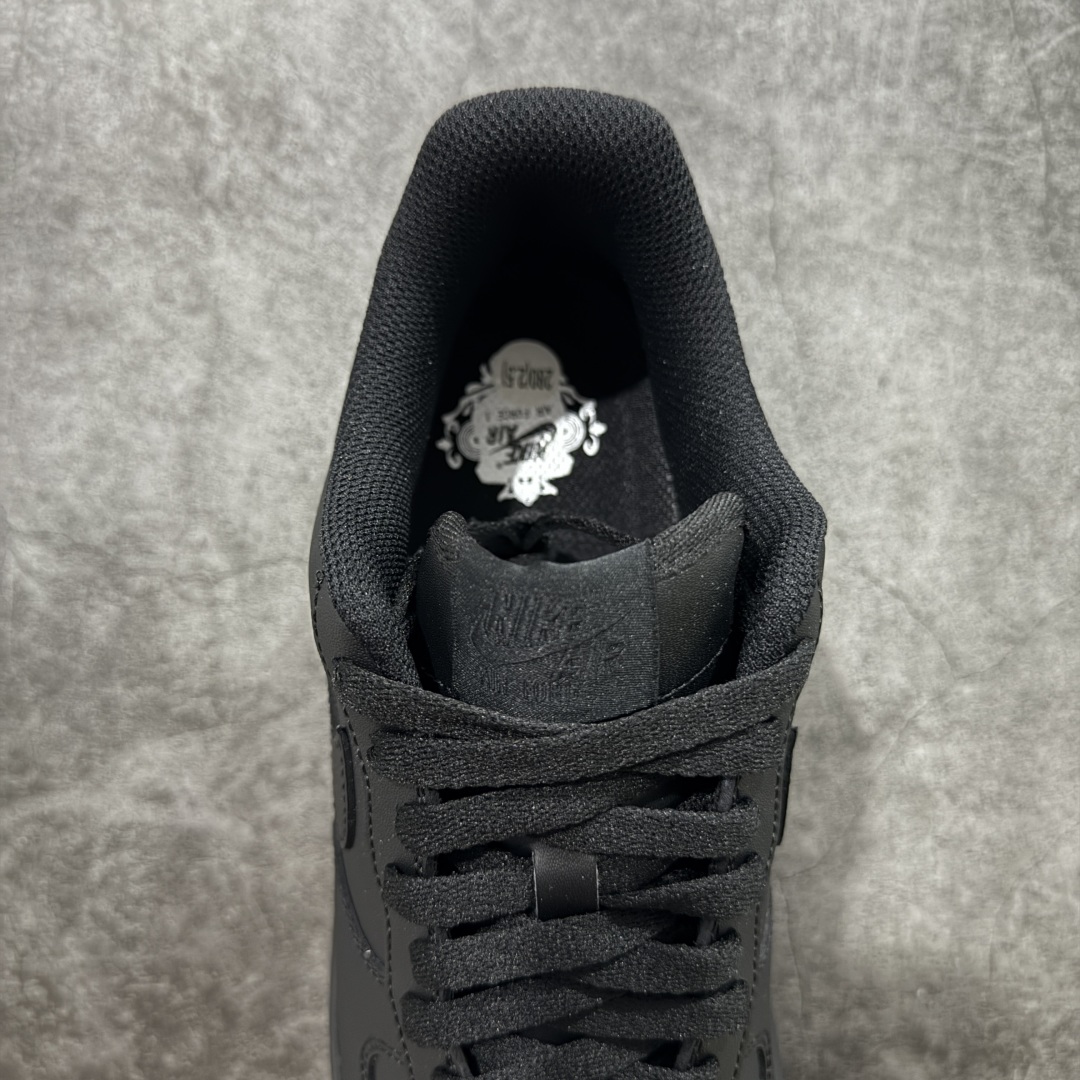 图片[8]-【XE纯原磨砂面】Air Force 1 Low AF1空军纯黑低帮 磨砂皮面版 CW2288-001 抄底的价格 完美品质 完全吊打市场所有同价位上下版本 偏软质头层皮料 完美鞋型 钩子裁边清洁度无敌！ 针车走线图片放大看相当整齐，鞋带口冲孔与鞋头冲孔非常圆润干净 无任何毛边，正确做旧鞋带金属铁片，中底走线 鞋垫刷胶 大底含气垫都是基本操作！独家有货，全码可接！ 尺码：36-46含尖版本 目前此价位你能找到的最优的一个版本没有之一-选品中心