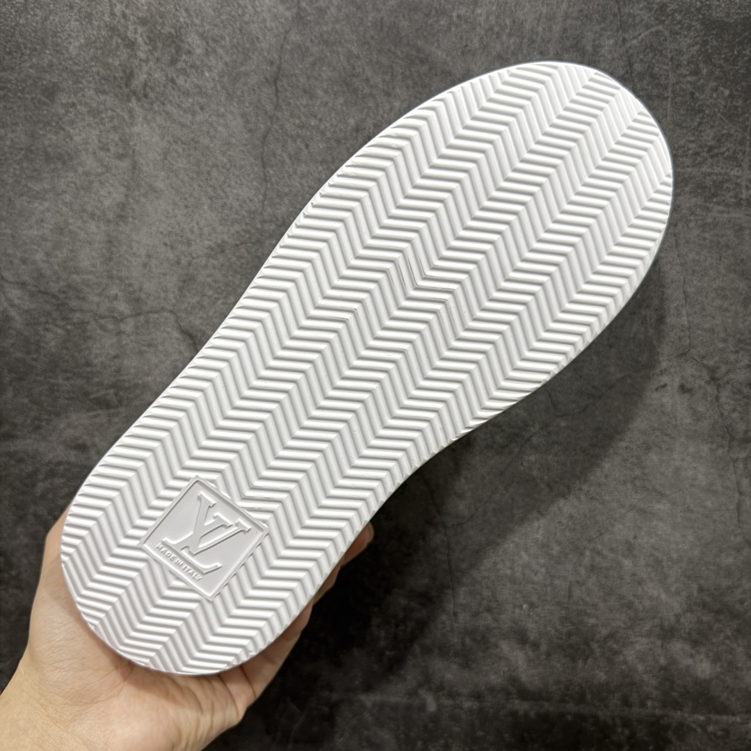 图片[9]-【海淘代购版】LOUIS VUITTON LV Beverly Hills 牛皮 圆头系带 低帮 时尚板鞋 男款 白色 海淘代购同渠道品质 高端零售 外贸充正专供 原版购入开发 ZP级全套包装 完美楦型 正确卡色 大底TPU 质感媲美原版 细节与原版一致 请注意区分市面通货材 尺码：38 39 40 41 42 43 44 45 46-选品中心