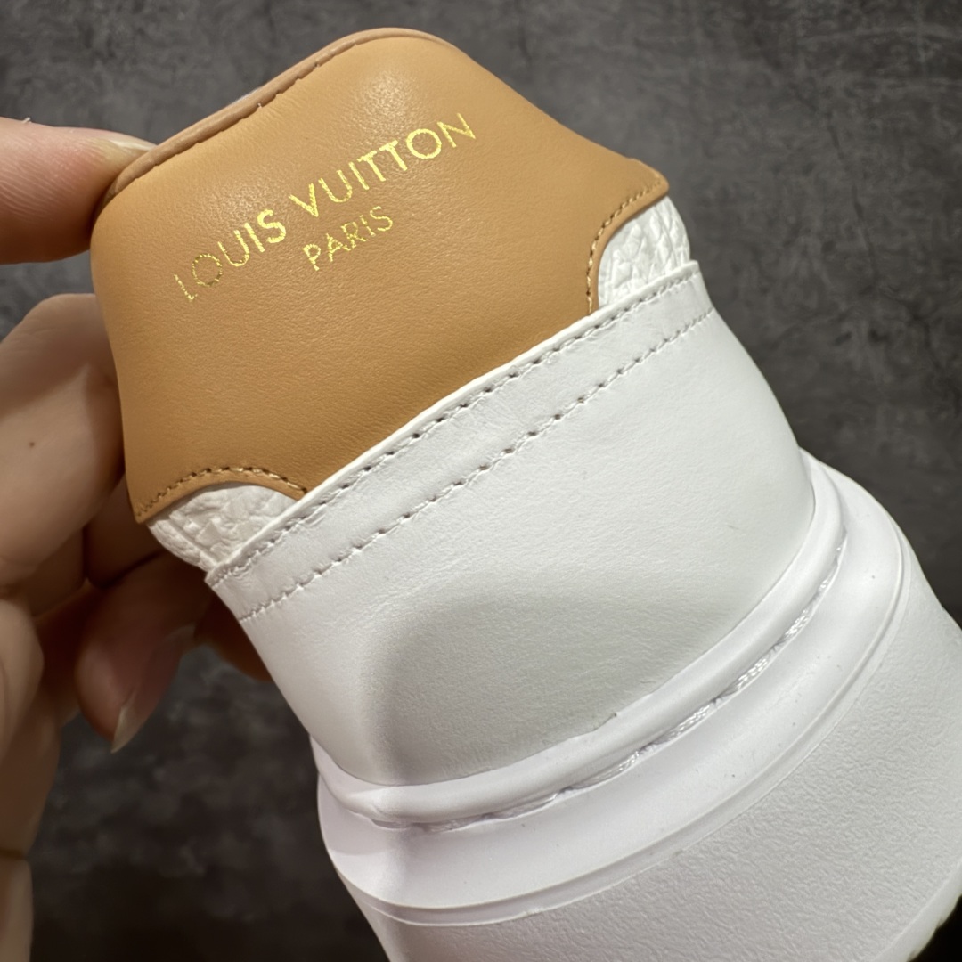 图片[2]-【海淘代购版】LOUIS VUITTON LV Beverly Hills 牛皮 圆头系带 低帮 时尚板鞋 男款 白色 海淘代购同渠道品质 高端零售 外贸充正专供 原版购入开发 ZP级全套包装 完美楦型 正确卡色 大底TPU 质感媲美原版 细节与原版一致 请注意区分市面通货材 尺码：38 39 40 41 42 43 44 45 46-选品中心