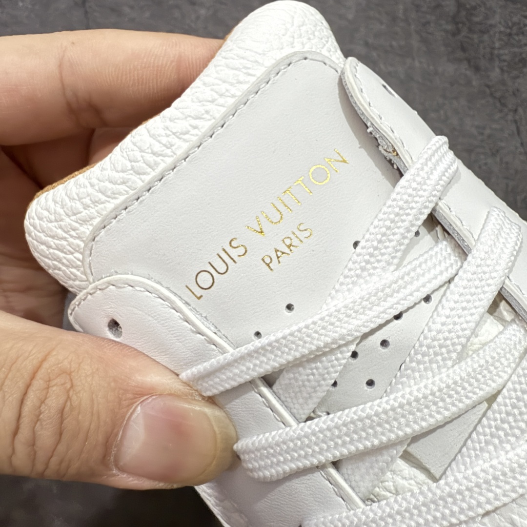 图片[5]-【海淘代购版】LOUIS VUITTON LV Beverly Hills 牛皮 圆头系带 低帮 时尚板鞋 男款 白色 海淘代购同渠道品质 高端零售 外贸充正专供 原版购入开发 ZP级全套包装 完美楦型 正确卡色 大底TPU 质感媲美原版 细节与原版一致 请注意区分市面通货材 尺码：38 39 40 41 42 43 44 45 46-选品中心