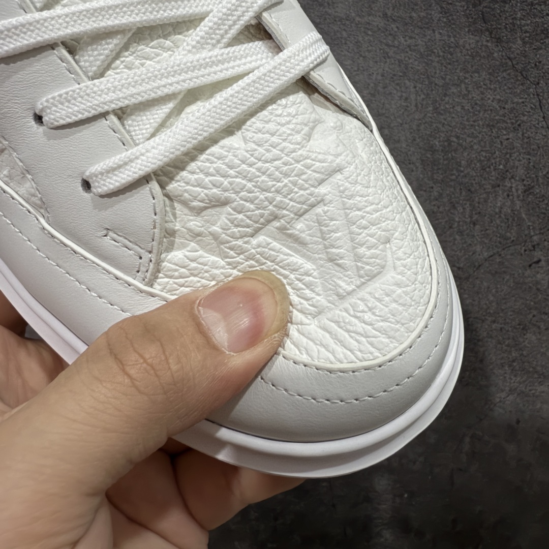 图片[4]-【海淘代购版】LOUIS VUITTON LV Beverly Hills 牛皮 圆头系带 低帮 时尚板鞋 男款 白色 海淘代购同渠道品质 高端零售 外贸充正专供 原版购入开发 ZP级全套包装 完美楦型 正确卡色 大底TPU 质感媲美原版 细节与原版一致 请注意区分市面通货材 尺码：38 39 40 41 42 43 44 45 46-选品中心