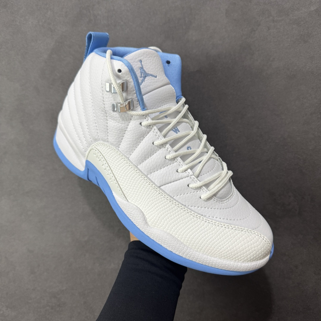 图片[3]-【头层真碳版】Air Jordan AJ12 Retro 篮球鞋 正确版型 头层皮料 真碳板 原厂定制金属扣 原厂电绣 超高性价比 货号：CT8013-112 尺码：40 40.5 41 42 42.5 43 44 44.5 45 45.5 46 47.5 48 编码：GLB320330-选品中心