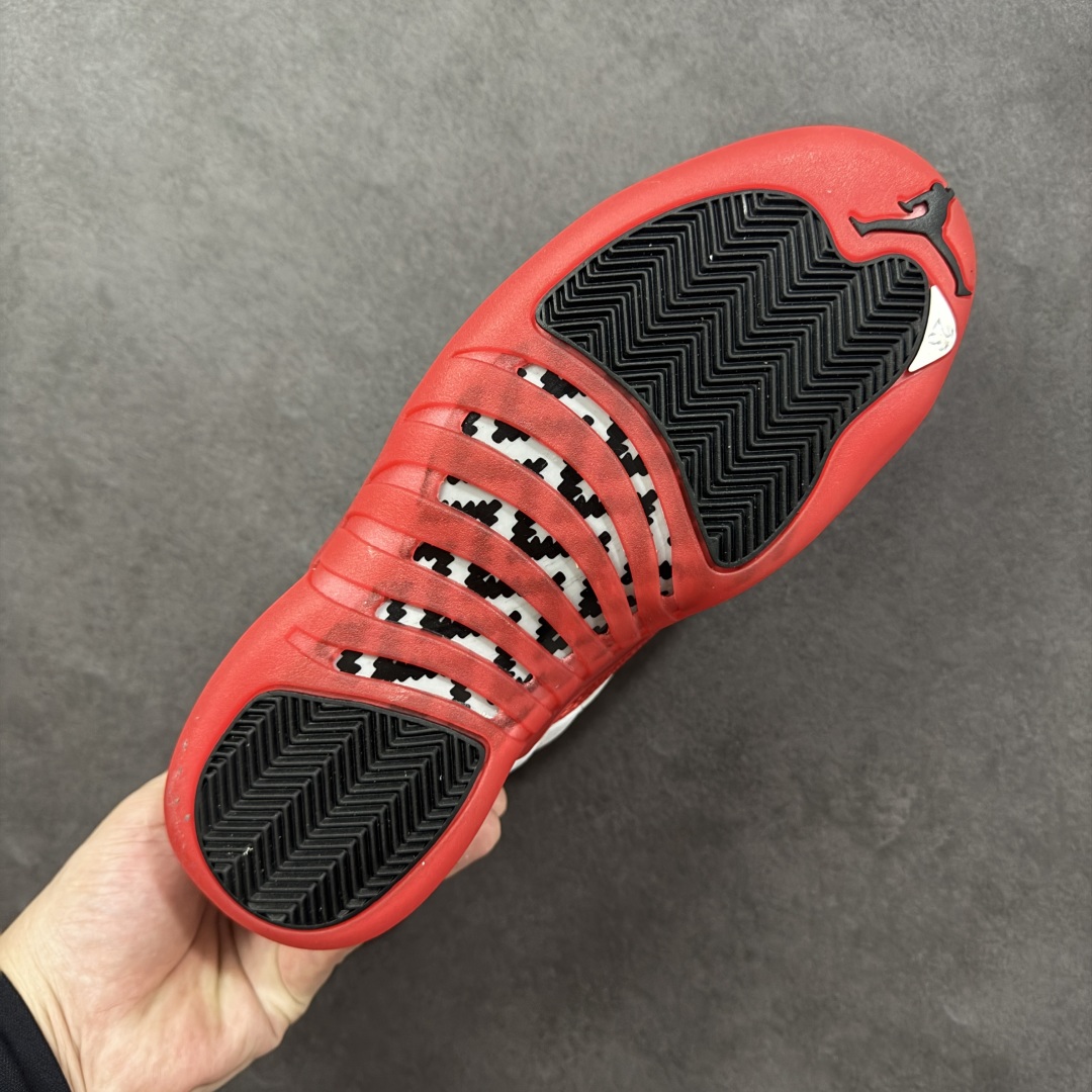 图片[9]-【头层真碳版】Air Jordan AJ12 Retro 篮球鞋 正确版型 头层皮料 真碳板 原厂定制金属扣 原厂电绣 超高性价比 货号：CT8013-116 尺码：40 40.5 41 42 42.5 43 44 44.5 45 45.5 46 47.5 48 编码：GLB320330-选品中心