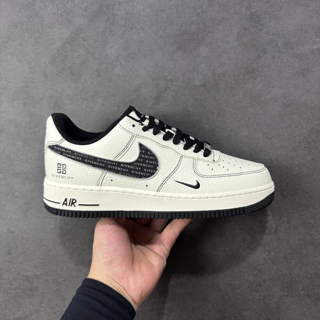 【定制版】Givenchy x Nk Air Force 1’07 定制配色 纪梵希联名 空军一号低帮经典低帮休闲百搭板鞋 定制鞋盒 大厂流水作业生产 超高清洁度 皮料切割干净无任何毛边 内置蜂窝气垫 细节完美 货号：KX2532-506  尺码：36 36.5 37.5 38 38.5 39 40 40.5 41 42 42.5 43 44 44.5 45 编码：QFB310320-选品中心
