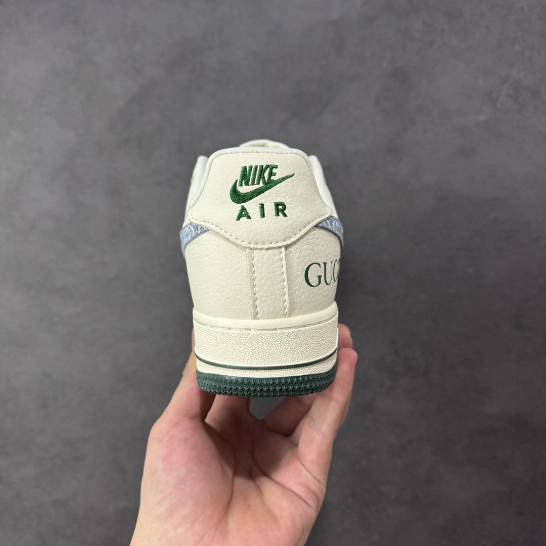 图片[4]-【定制版】NIke Air Force 1 \’07 Low “古驰联名——米绿花布勾”空军一号 低帮 运动鞋 休闲鞋 折边针车 工艺难度大 原楦头原纸板 原装鞋盒 定制五金配件 内置全掌气垫 原厂鞋底 货号：DD1982-300 尺码：36 36.5 37.5 38 38.5 39 40 40.5 41 42 42.5 43 44 44.5 45 编码：HXSA310320-选品中心