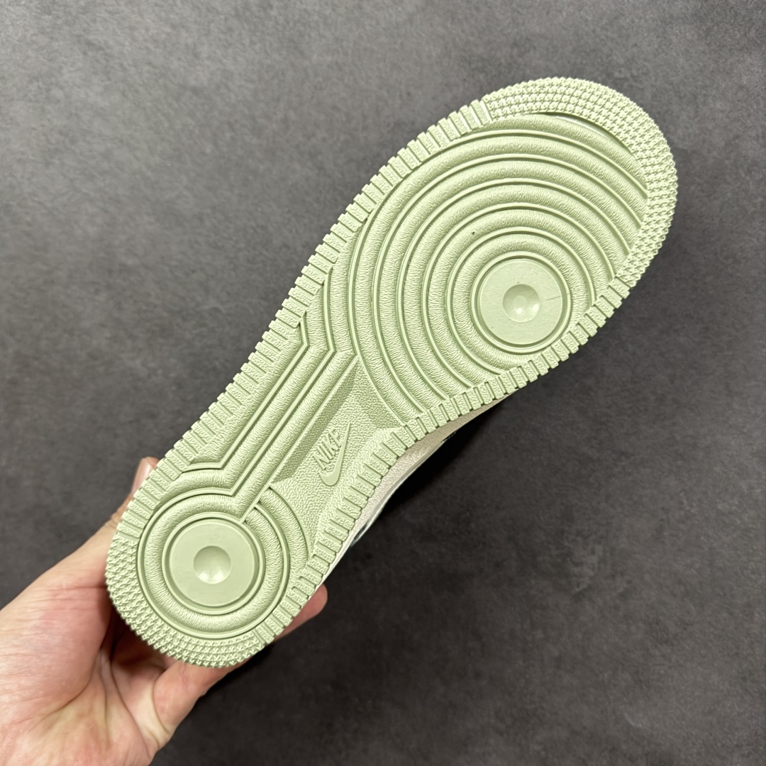 图片[9]-【定制版】NIke Air Force 1 \’07 Low LV联名–青黛牛仔 空军一号低帮 运动鞋 休闲鞋 折边针车 工艺难度大 原楦头原纸板 高级牛仔 高端定制鞋盒 原厂鞋底 超高清洁度 细节完美 货号：DX1888-098 尺码：36 36.5 37.5 38 38.5 39 40 40.5 41 42 42.5 43 44 44.5 45 编码：HXSB310320-选品中心